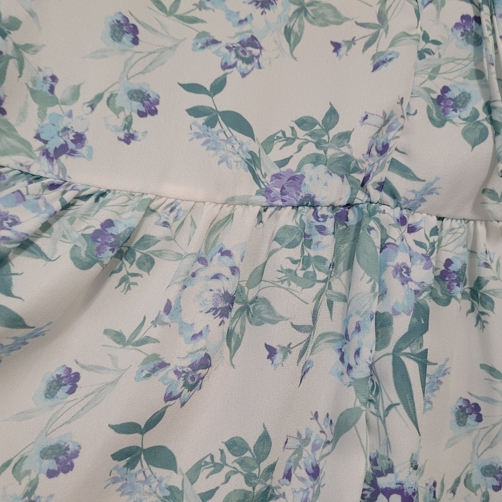 Peach Love California Floral Lightweight Tie Neck Women's Top Size Large - Picture 11 of 16